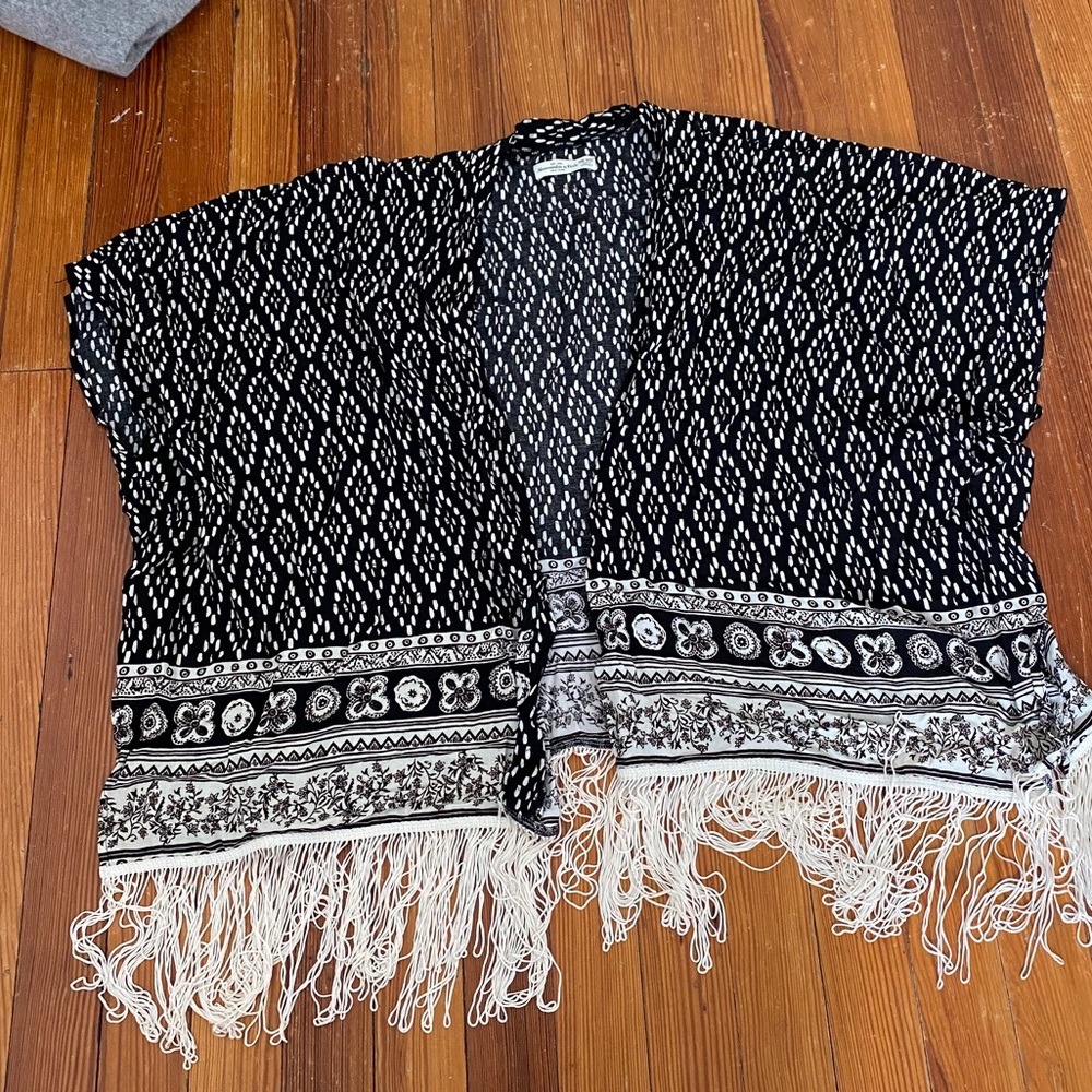 Black and white fringe kimono